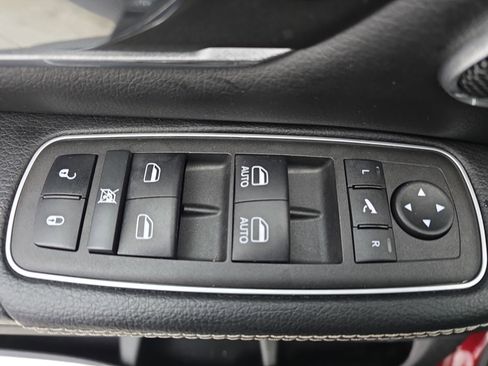 Used 2023 RAM 1500 Laramie image 27