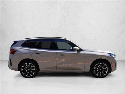 Used 2026 BMW X3 xDrive30i w/ Premium Package AWD/4WD image 5