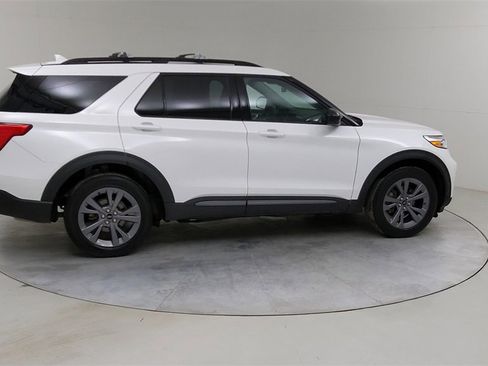 Certified 2023 Ford Explorer XLT w/ Equipment Group 202A image 14