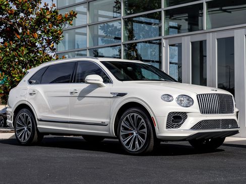 Used 2023 Bentley Bentayga Extended Wheelbase image 27