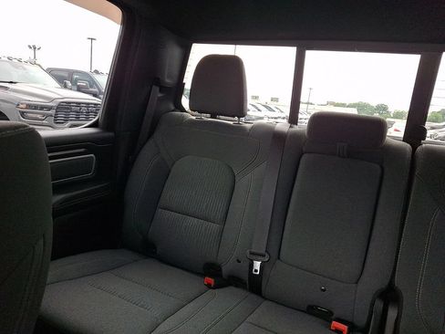 Used 2021 RAM 1500 Big Horn AWD/4WD image 19