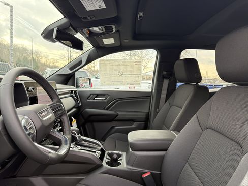 New 2026 GMC Canyon Elevation w/ Convenience Package image 12