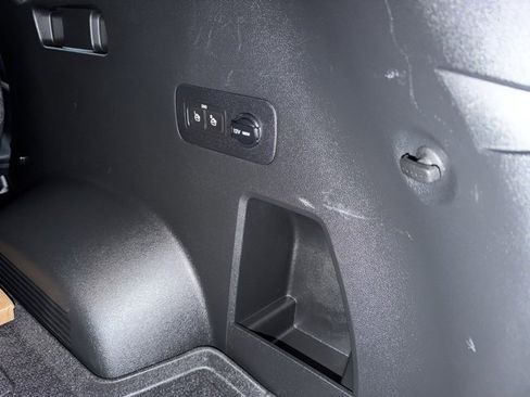 Used 2021 Hyundai Santa Fe Limited image 24