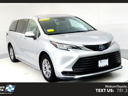 Certified 2022 Toyota Sienna LE