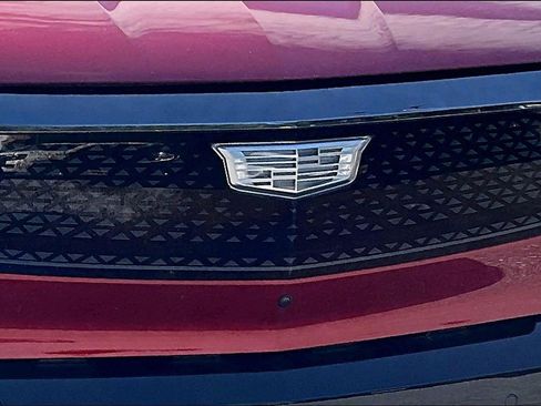 Used 2025 Cadillac Optiq Sport 2 w/ LPO, Floor Liner Package AWD/4WD image 29