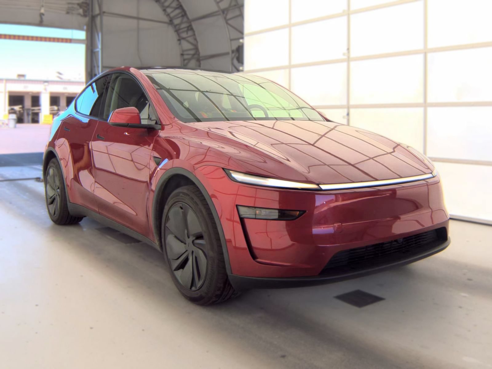 Used 2026 Tesla Model Y Long Range AWD/4WD image 3