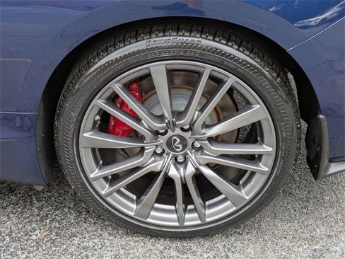 Used 2017 INFINITI Q60 Red Sport 400 image 9