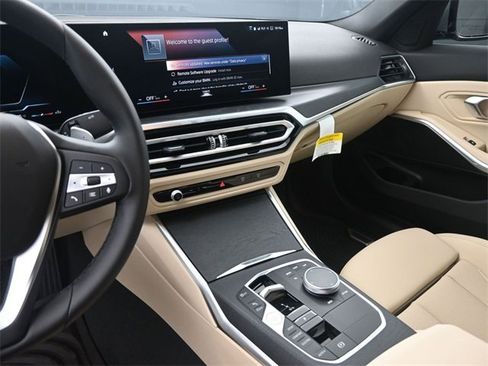 New 2024 BMW 330i Sedan w/ Convenience Package image 31