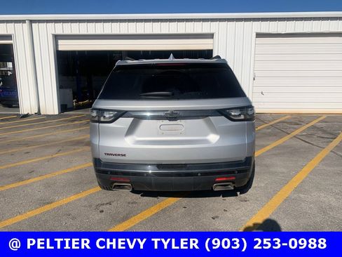 Used 2021 Chevrolet Traverse Premier w/ Redline Edition image 6