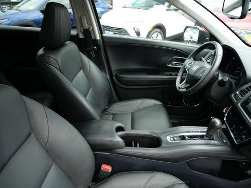 Used 2017 Honda HR-V EX-L image 28
