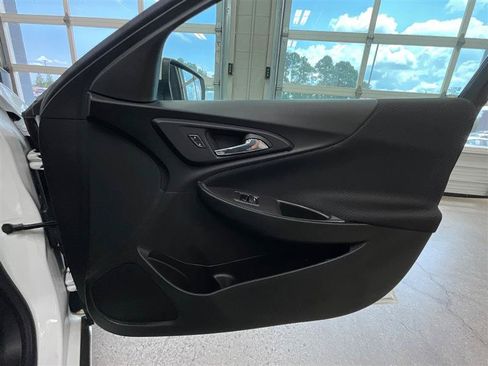 Used 2021 Chevrolet Malibu LS w/ Driver Confidence Package II FWD image 29