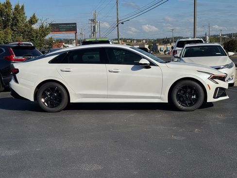 New 2026 Kia K5 LXS image 2