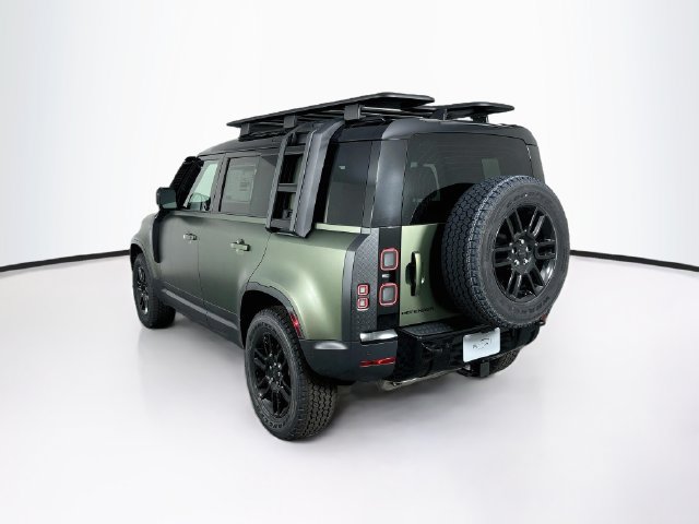 New 2026 Land Rover Defender 110 S AWD/4WD image 7