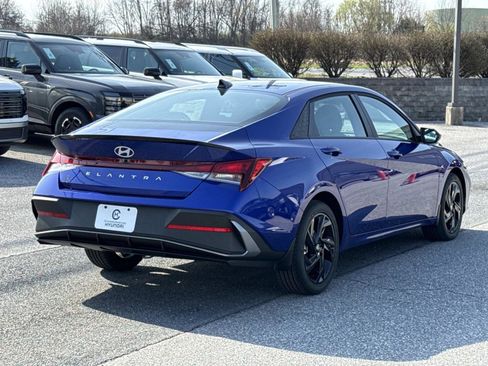 New 2026 Hyundai Elantra Sport FWD image 12