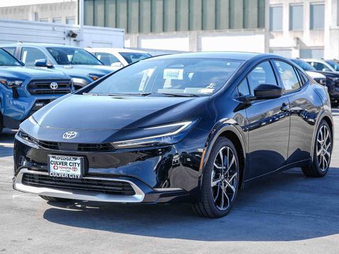 New 2026 Toyota Prius XSE Premium image 3