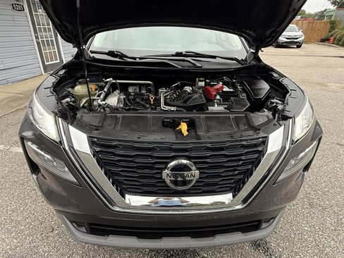 Used 2021 Nissan Rogue SV FWD image 16