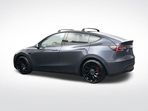 Used 2021 Tesla Model Y Performance image 6