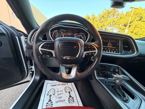 Used 2015 Dodge Challenger R/T Plus RWD image 30