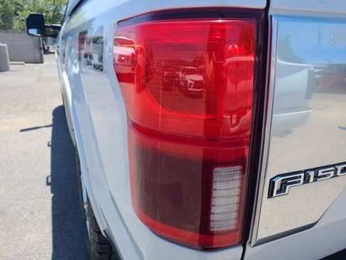 Used 2019 Ford F150 Platinum w/ Equipment Group 701A Luxury AWD/4WD image 25