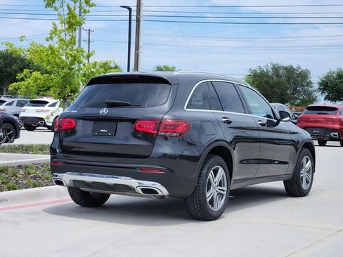 Used 2022 Mercedes-Benz GLC 300 image 3