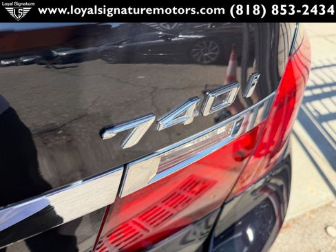 Used 2015 BMW 740i RWD image 8