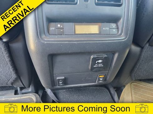 Used 2016 Nissan Pathfinder Platinum image 9