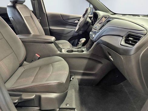 Used 2022 Chevrolet Equinox RS AWD/4WD image 24