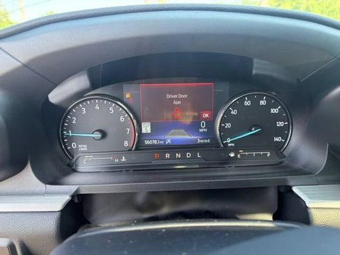 Used 2021 Ford Explorer XLT w/ Equipment Group 202A AWD/4WD image 36