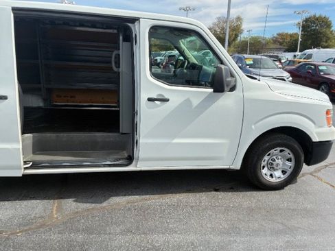 Used 2020 Nissan NV 1500 SV image 11