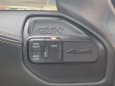 Used 2022 RAM 3500 Limited AWD/4WD image 30