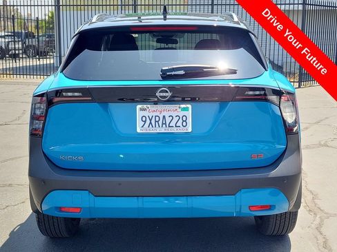 Used 2025 Nissan Kicks SR FWD image 35