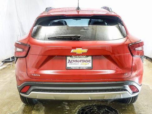 New 2026 Chevrolet Trax LT w/ LT Convenience Package image 6