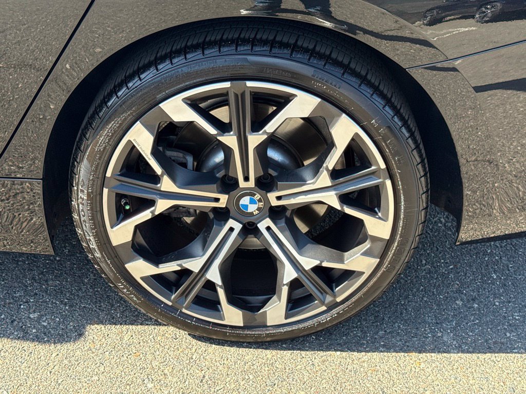 Used 2026 BMW 330i Sedan w/ Premium Package RWD image 13