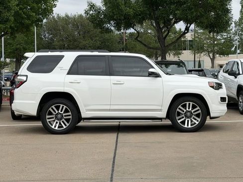 Certified 2022 Toyota 4Runner TRD Sport image 3