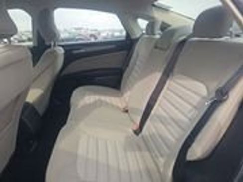 Used 2018 Ford Fusion S image 11