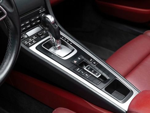 Used 2019 Porsche 911 Carrera image 29