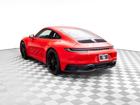 Certified 2022 Porsche 911 Carrera GTS image 3