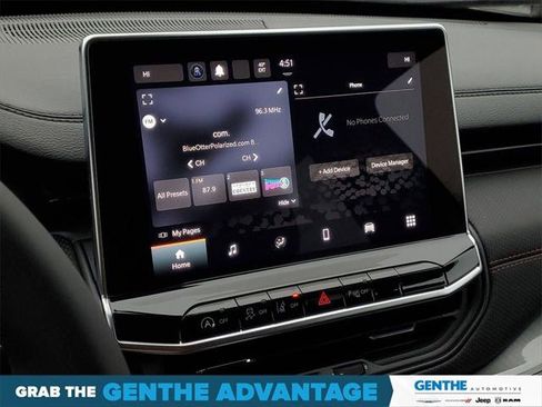 Used 2023 Jeep Compass Trailhawk w/ Trailer Tow Group image 19