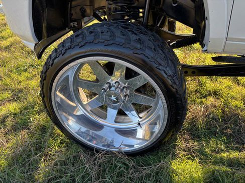 Used 2019 RAM 2500 Limited image 12