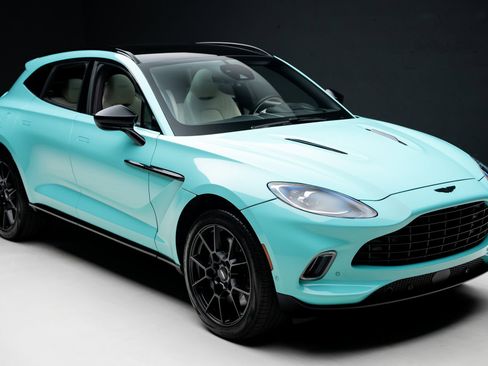 Used 2023 Aston Martin DBX AWD/4WD image 29