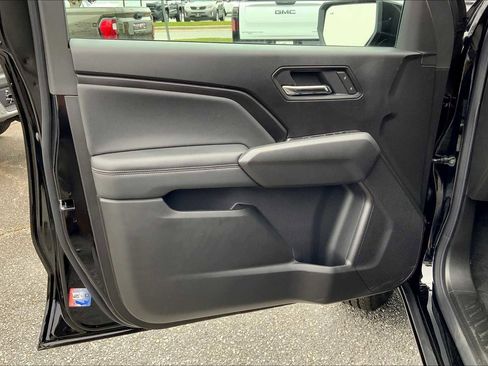 New 2026 GMC Canyon Elevation w/ Convenience Package image 10