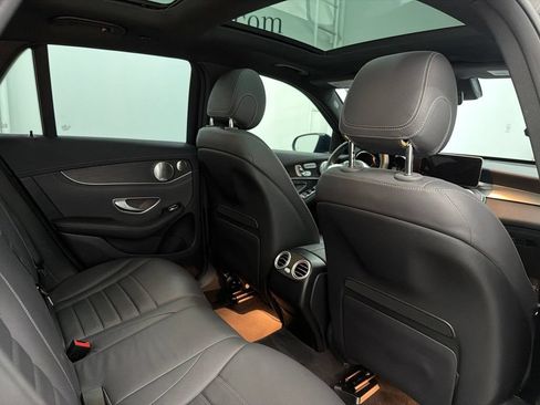 Certified 2021 Mercedes-Benz GLC 43 AMG 4MATIC image 30