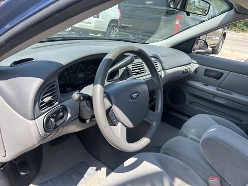 Used 2004 Ford Taurus SE FWD image 12