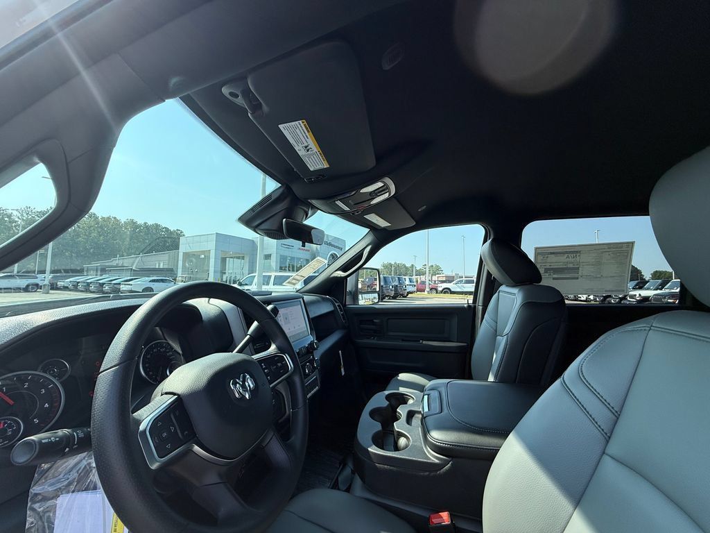 New 2027 RAM 3500 Tradesman w/ Chrome Appearance Group A AWD/4WD image 19