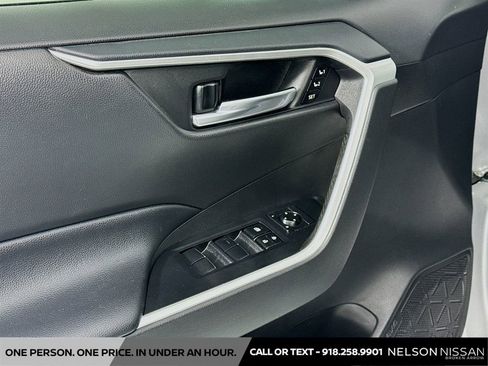 Used 2021 Toyota RAV4 XLE Premium AWD/4WD image 17