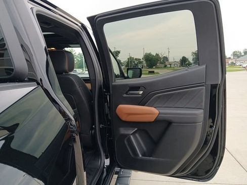New 2026 GMC Canyon AT4 w/ Technology Plus Package AWD/4WD image 22