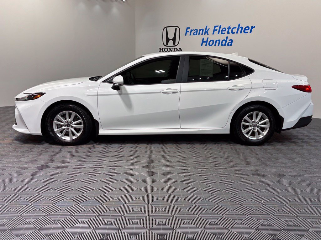 Used 2025 Toyota Camry LE FWD image 2