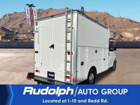 Used 2017 Chevrolet Express 3500 image 5