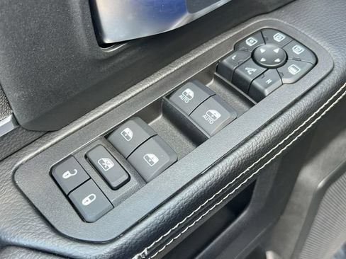 Used 2026 RAM 2500 Big Horn AWD/4WD image 17