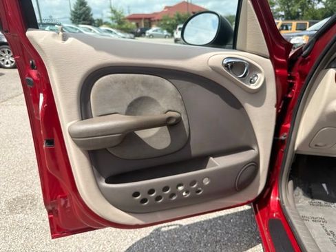 Used 2001 Chrysler PT Cruiser FWD image 16